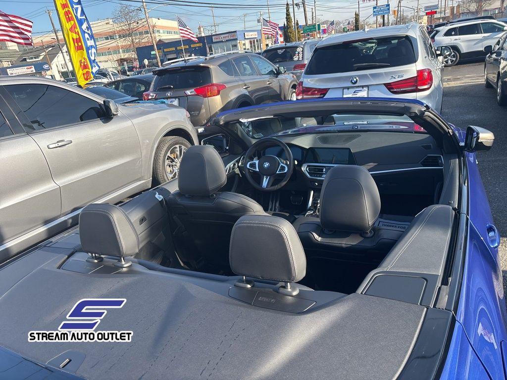 Thumbnail image of 2023 BMW 4 Series at STREAM AUTO OUTLET