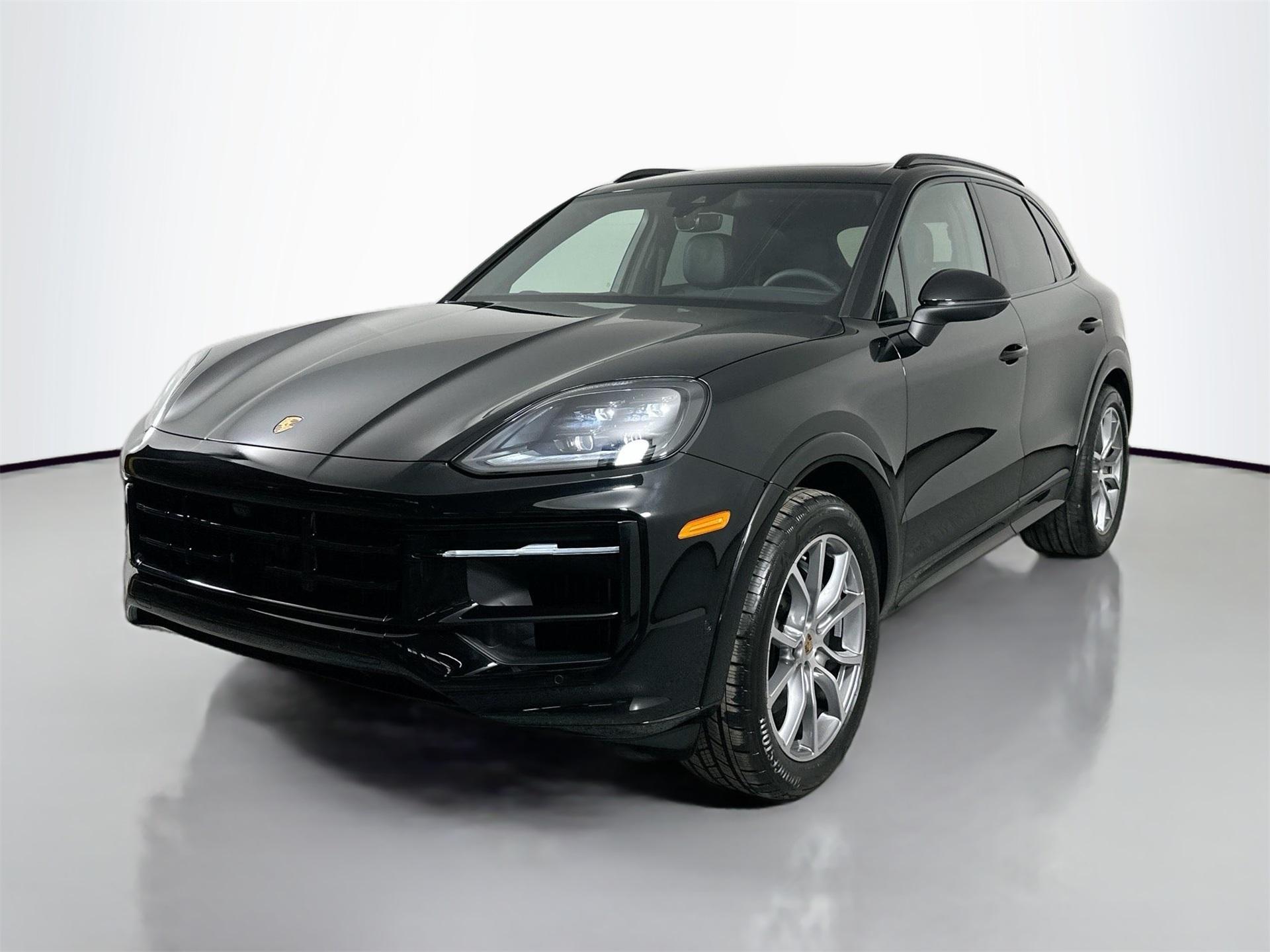 Thumbnail image of 2025 Porsche Cayenne at Autobahn Porsche Fort Worth
