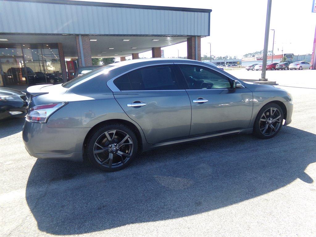 Thumbnail image of 2014 Nissan Maxima at David’s Auto Sales Waycross