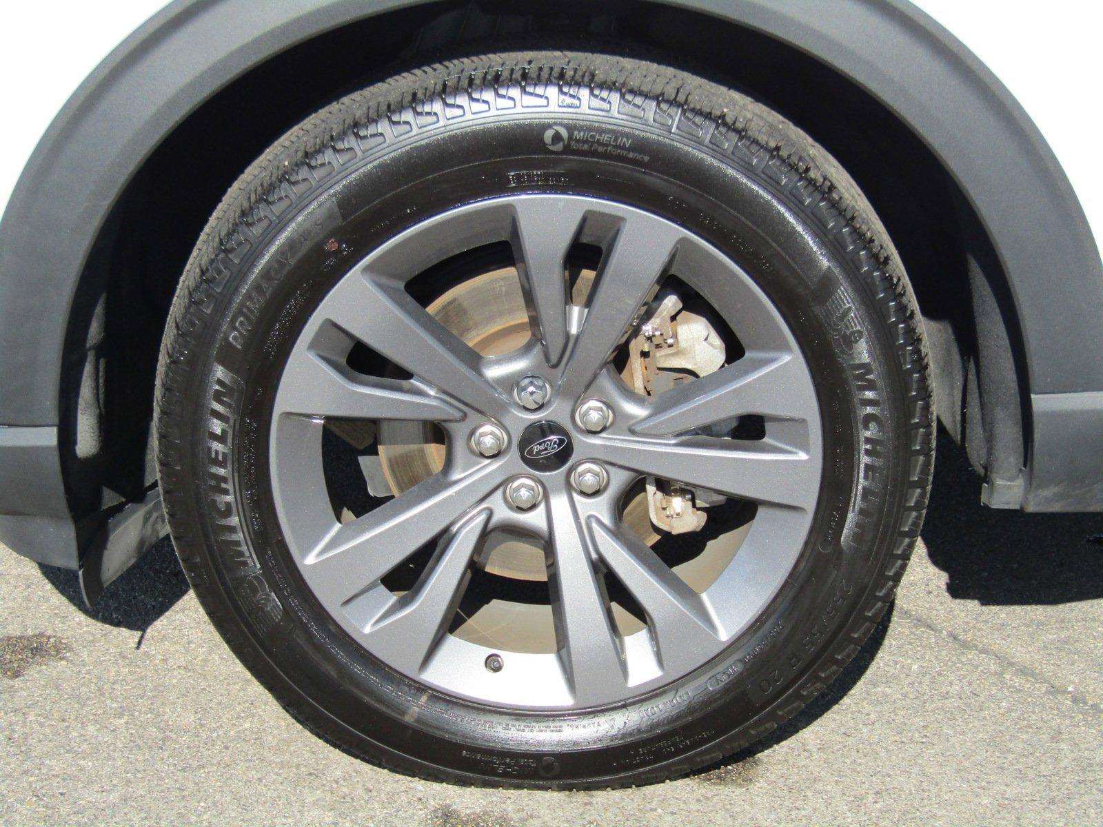 Thumbnail image of 2021 Ford Explorer at Porcaro Ford Mitsubishi