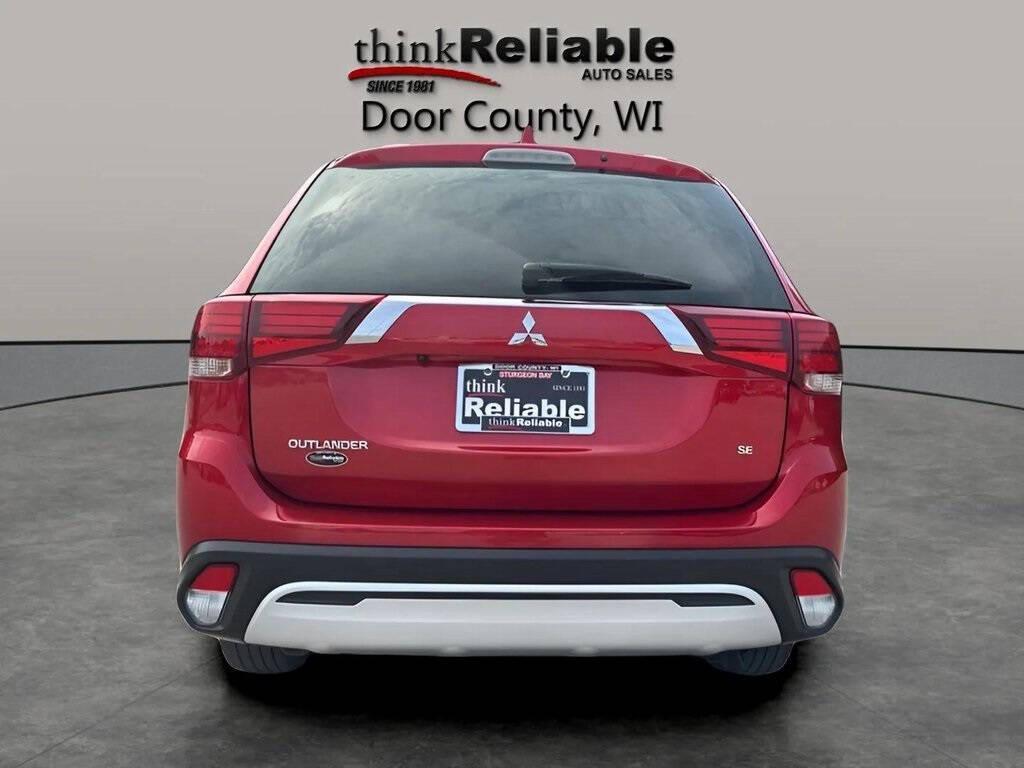 Thumbnail image of 2020 Mitsubishi Outlander at Reliable Automobile Sales Inc.