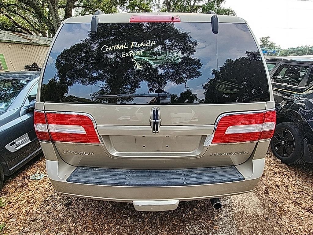 Thumbnail image of 2008 Lincoln Navigator at Honest Autos