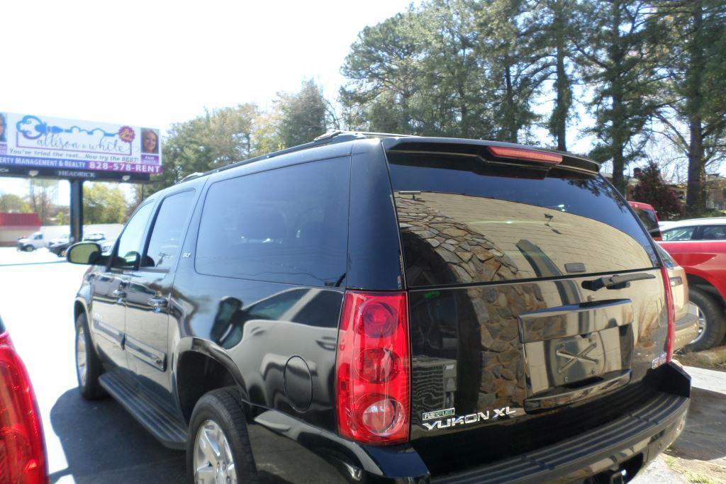 Thumbnail image of 2008 GMC Yukon XL at Payless Car Deals