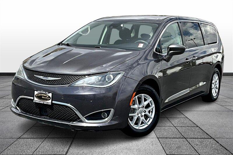Thumbnail image of 2020 Chrysler Pacifica at Standard Motor