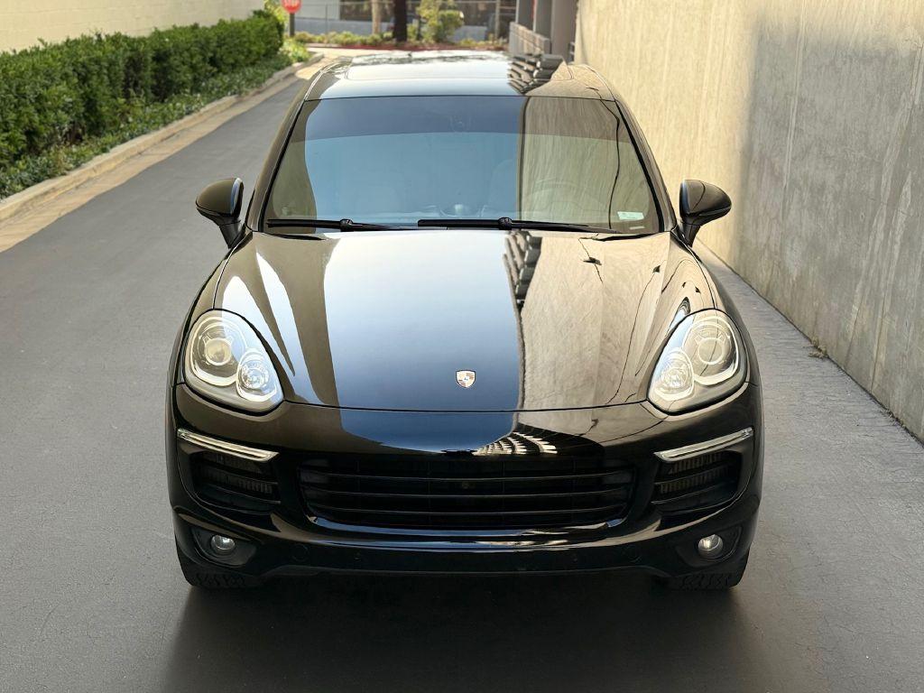 Thumbnail image of 2015 Porsche Cayenne at PRO MOTORCARS