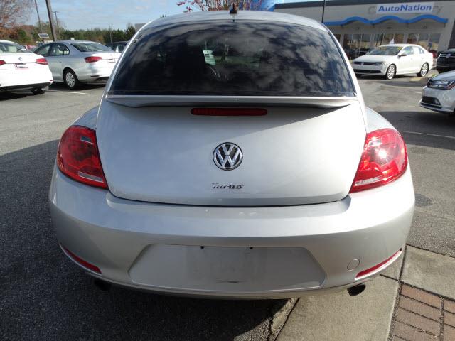 Thumbnail image of 2012 Volkswagen Beetle at Autonation Volkswagen North Columbus