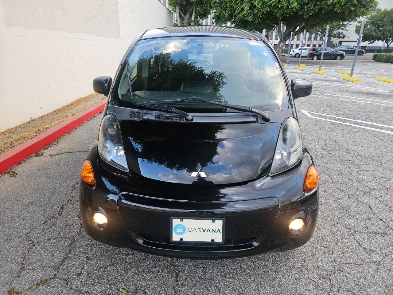 Thumbnail image of 2016 Mitsubishi i-MiEV at LA Fine Motors