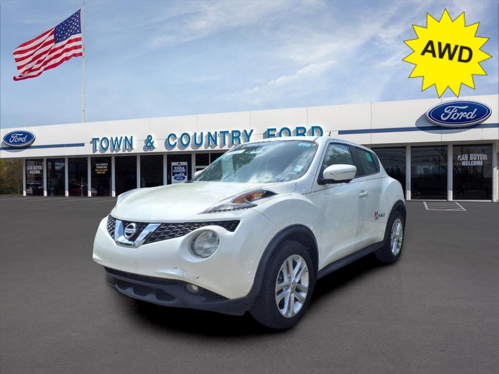 Thumbnail image of 2016 Nissan JUKE at Town And Country Ford - Louisville
