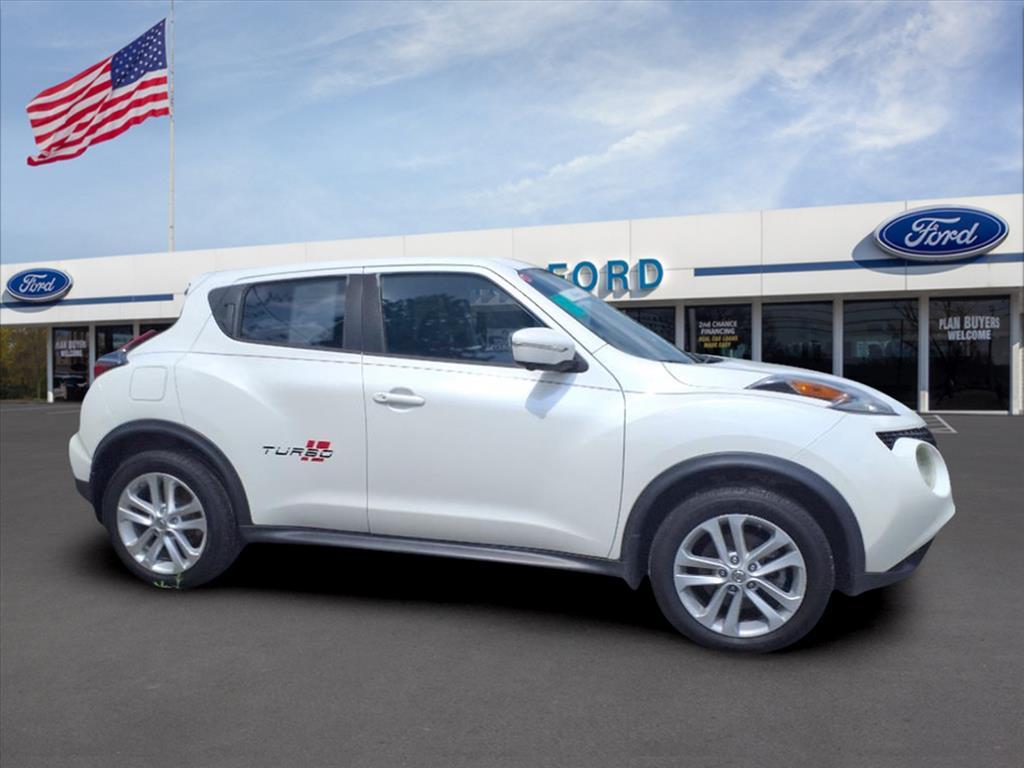 Thumbnail image of 2016 Nissan JUKE at Town And Country Ford - Louisville