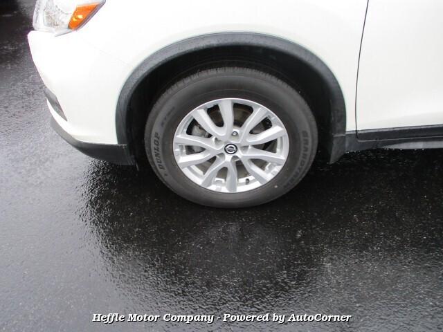 Thumbnail image of 2018 Nissan Rogue at Heffle Motor Company