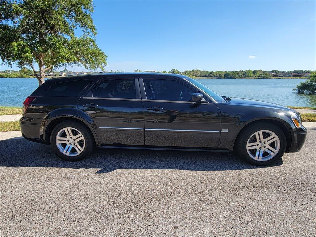 Thumbnail image of 2005 Dodge Magnum at Auto Search & Sales