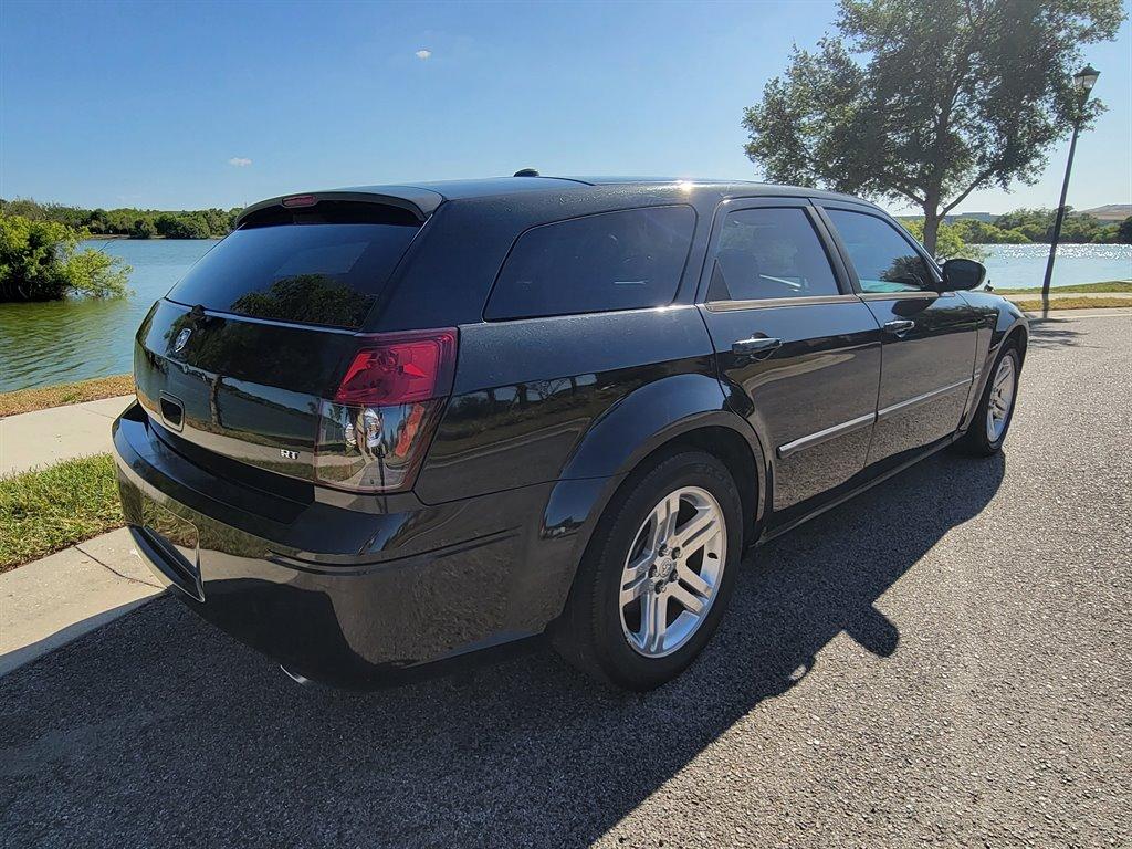Thumbnail image of 2005 Dodge Magnum at Auto Search & Sales