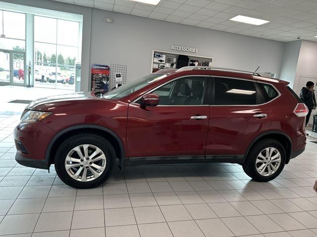 Thumbnail image of 2015 Nissan Rogue at Serpentini Chevrolet of Willoughby