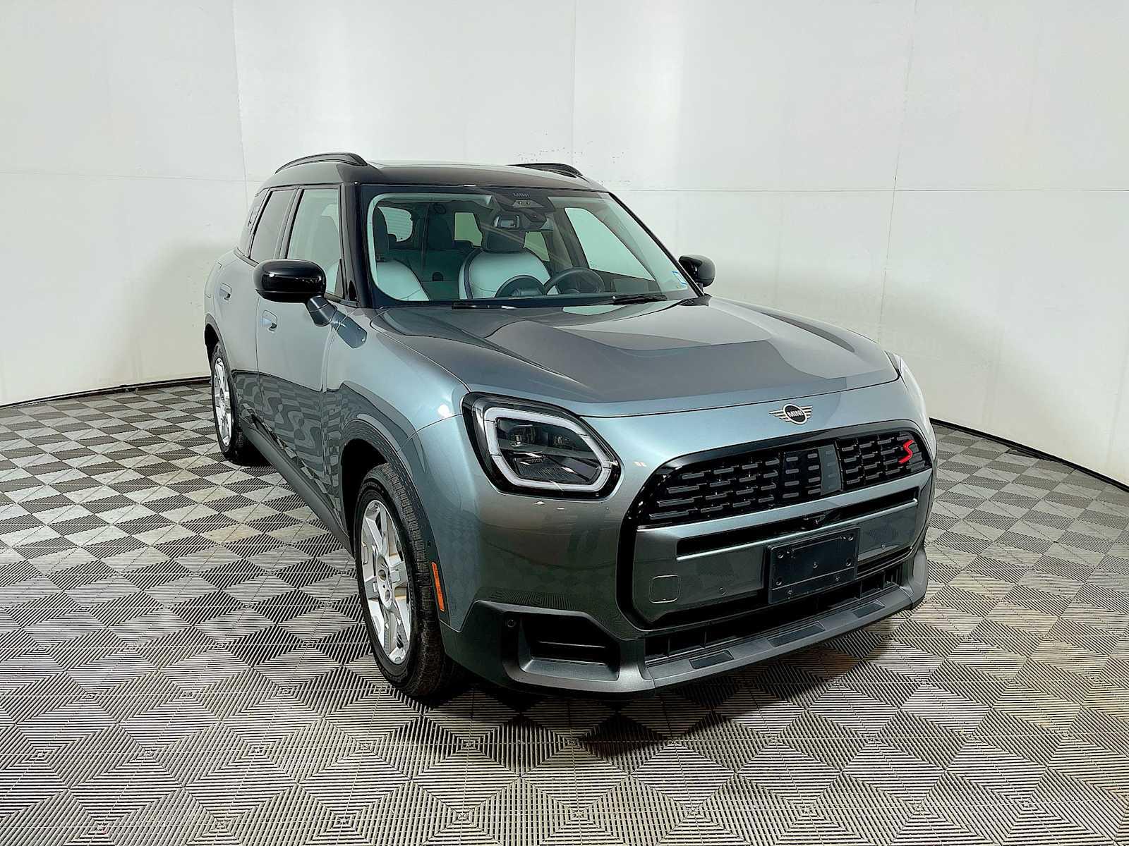 Thumbnail image of 2025 MINI Countryman at BMW Mini of Freeport