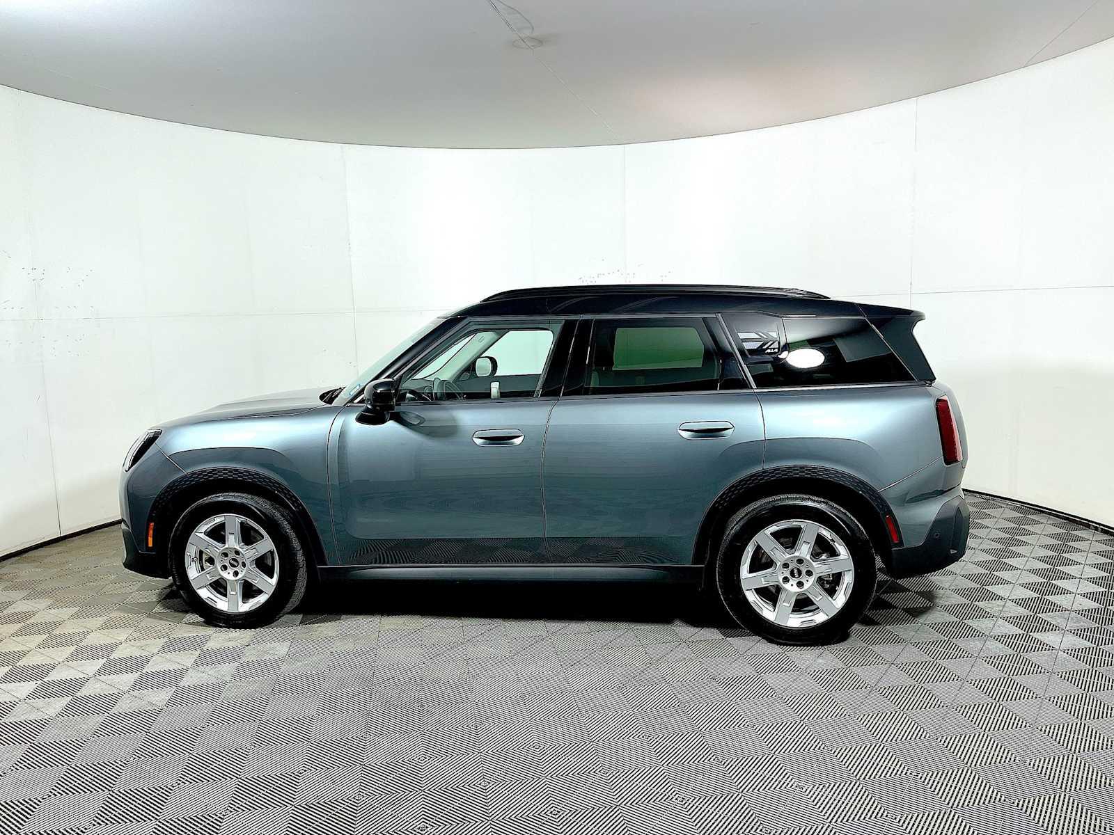 Thumbnail image of 2025 MINI Countryman at BMW Mini of Freeport