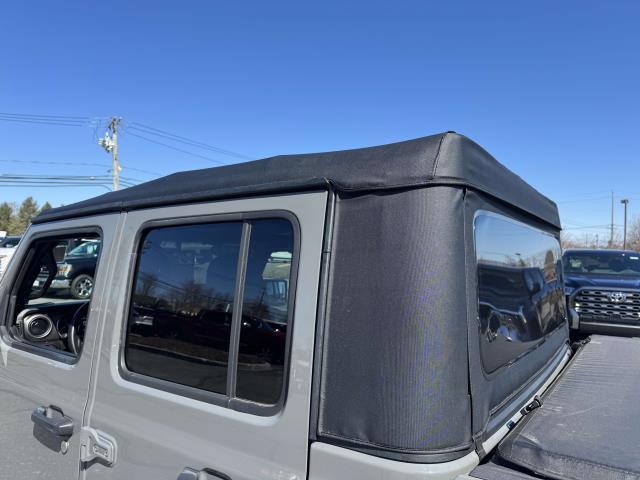 Thumbnail image of 2022 Jeep Gladiator at Riverhead Toyota