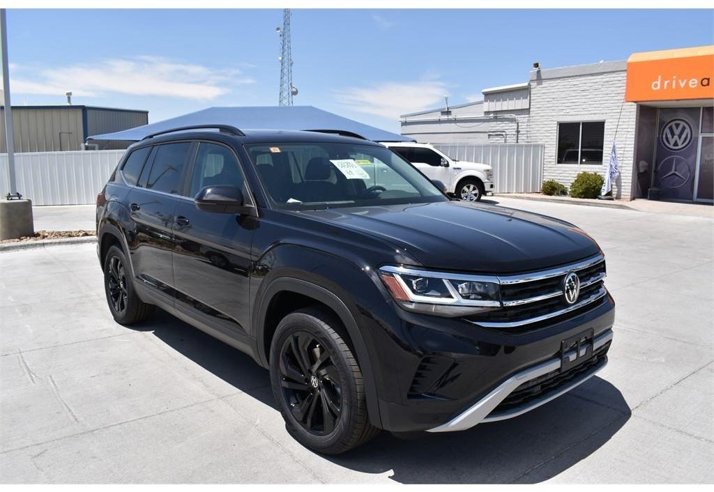 Thumbnail image of 2023 Volkswagen Atlas at Hoy Volkswagen of El Paso