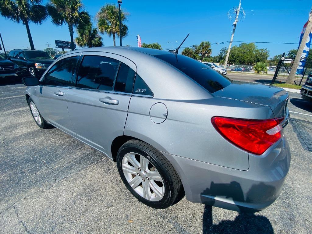 Thumbnail image of 2013 Chrysler 200 at New World Auto, LLC