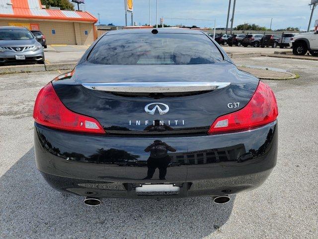 Thumbnail image of 2014 INFINITI Q60 Coupe at EZ Auto Finance