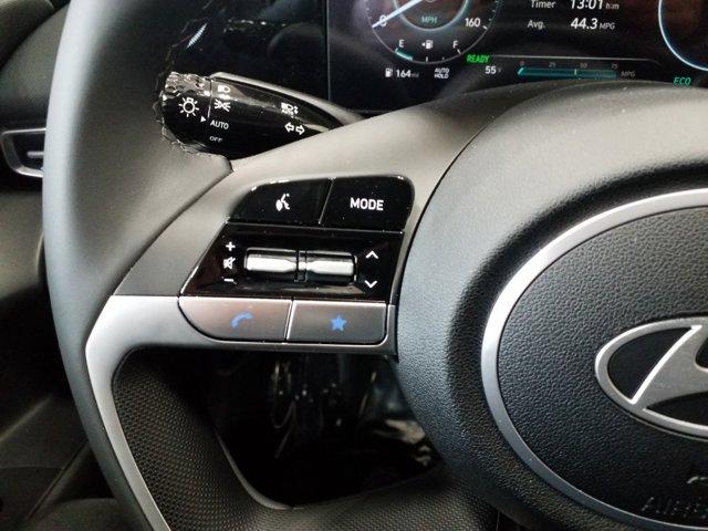 Thumbnail image of 2025 Hyundai ELANTRA Hybrid at Jack Carrolls Skagit Hyundai - NEW