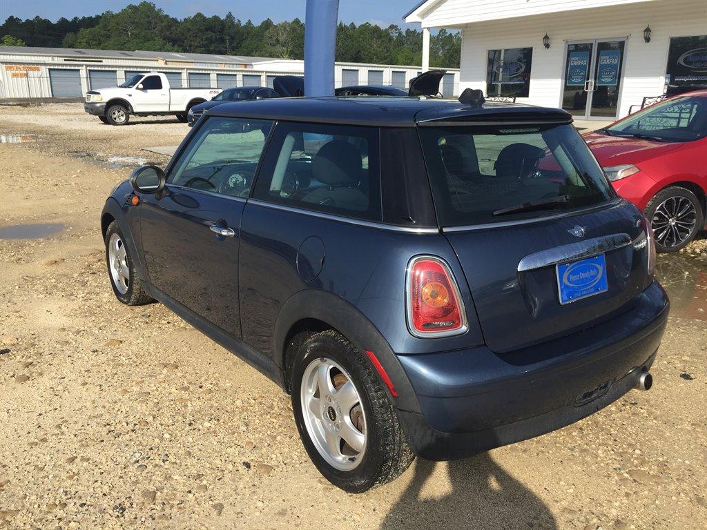 Thumbnail image of 2010 MINI Cooper at Pierce County Auto
