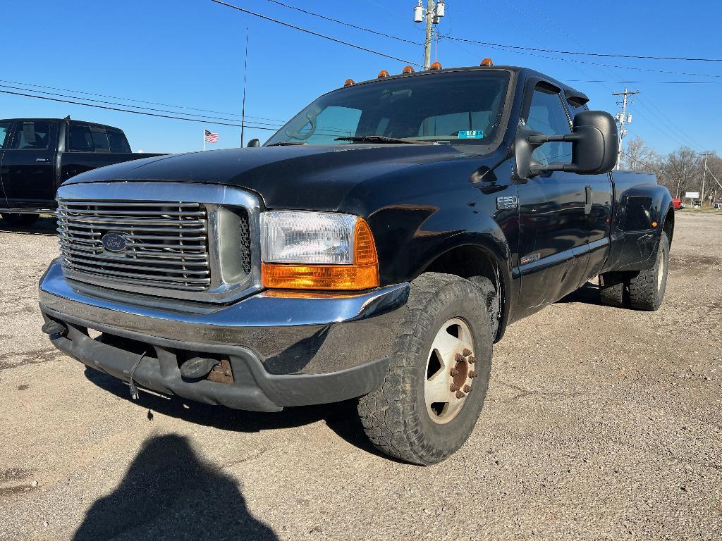 Thumbnail image of 2000 Ford F-350 Super Duty at Takrourin Motors LLC