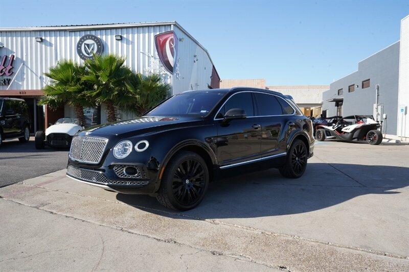 Thumbnail image of 2017 Bentley Bentayga at Barrett Auto Gallery LLC
