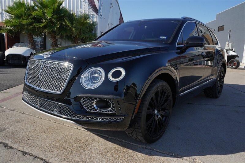 Thumbnail image of 2017 Bentley Bentayga at Barrett Auto Gallery LLC