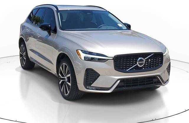 Thumbnail image of 2023 Volvo XC60 at GuntherVolkswagenDelrayBeach - USED