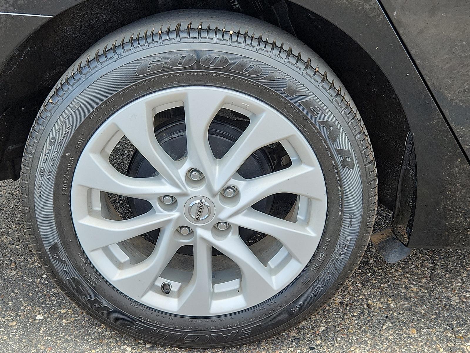 Thumbnail image of 2018 Nissan Sentra at Tejas Motors II