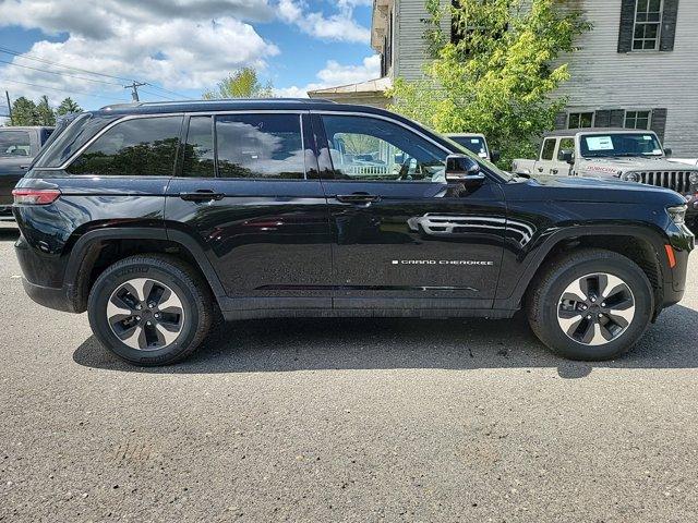 Thumbnail image of 2022 Jeep Grand Cherokee at AdirondackAutoService of Elizabethtown, NY
