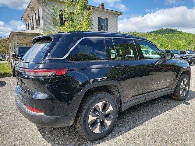 Thumbnail image of 2022 Jeep Grand Cherokee at AdirondackAutoService of Elizabethtown, NY