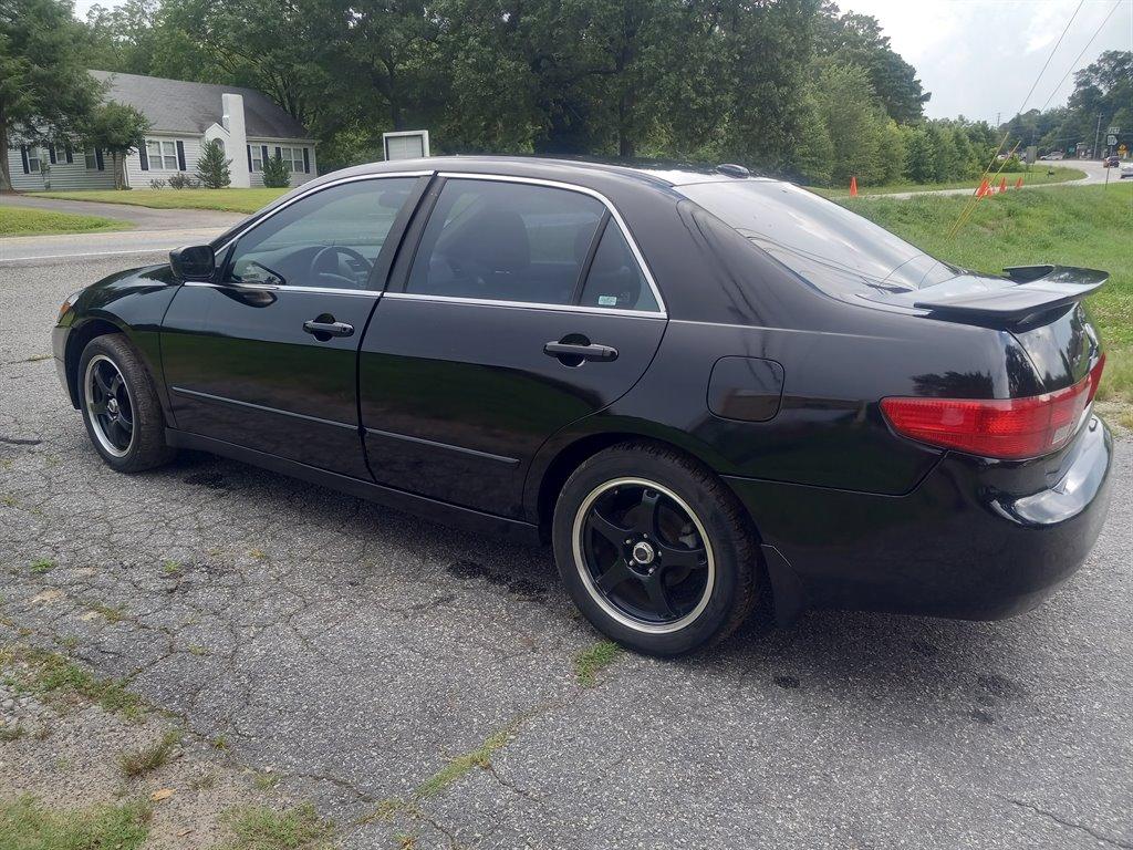 Thumbnail image of 2005 Honda Accord at Georgia Hwy 20 Auto Sales Service & Finance LLC