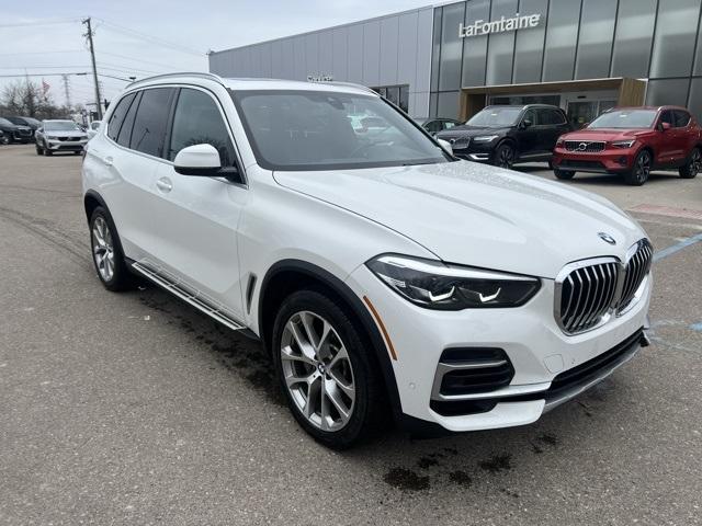 Thumbnail image of 2023 BMW X5 at LaFontaine Volvo Cars of Farmington Hills