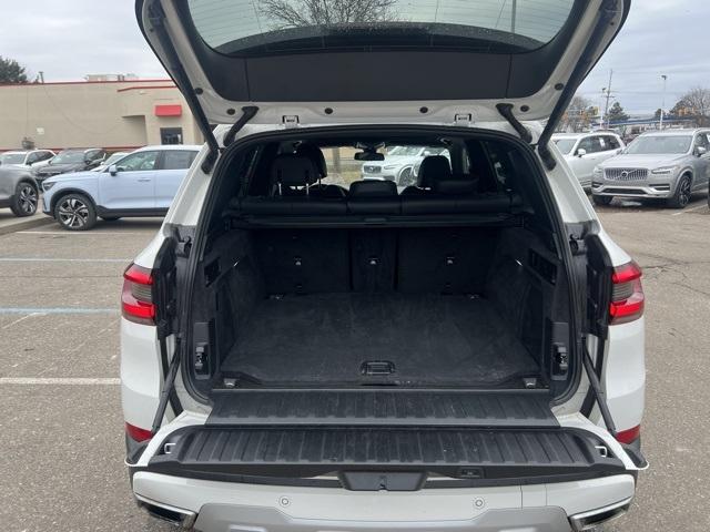 Thumbnail image of 2023 BMW X5 at LaFontaine Volvo Cars of Farmington Hills