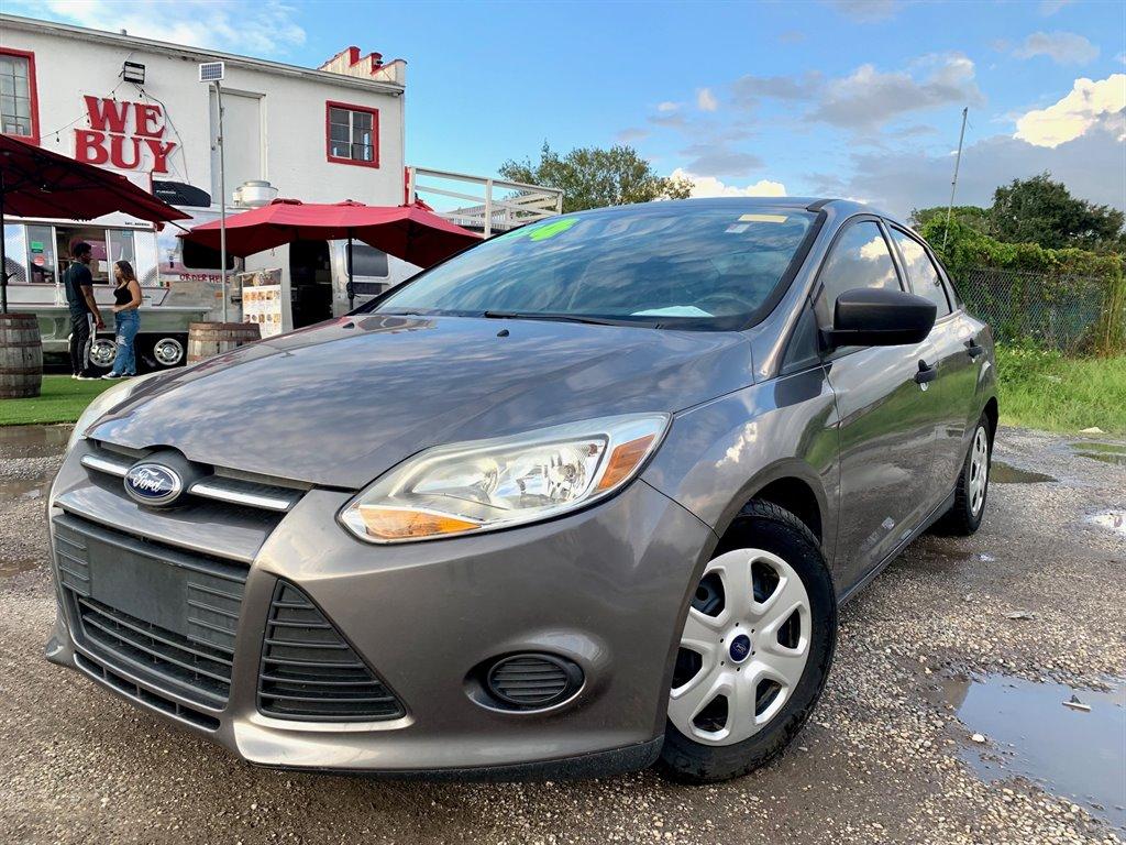 Thumbnail image of 2014 Ford Focus at Green Car Motors, LLC