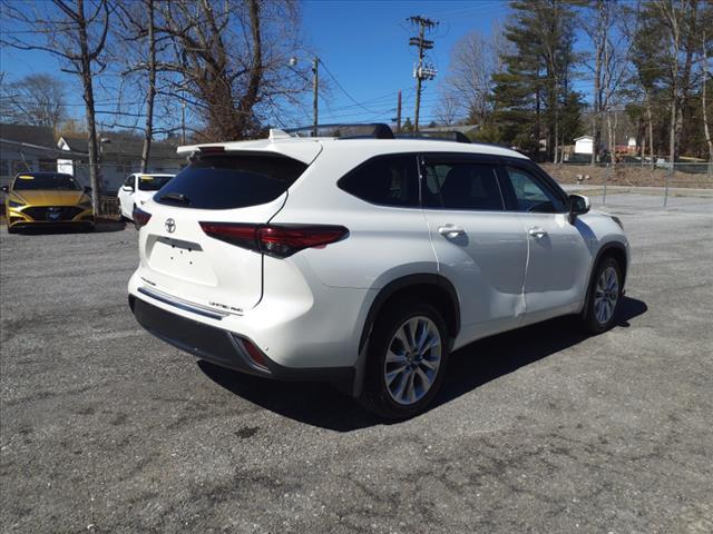 Thumbnail image of 2020 Toyota Highlander at Ramey Ford Lincoln Princeton