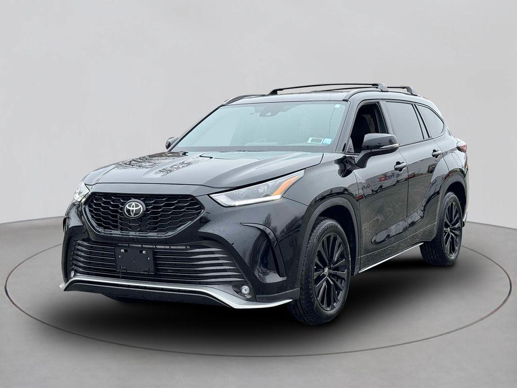Thumbnail image of 2024 Toyota Highlander at Eagle Kia of Riverhead