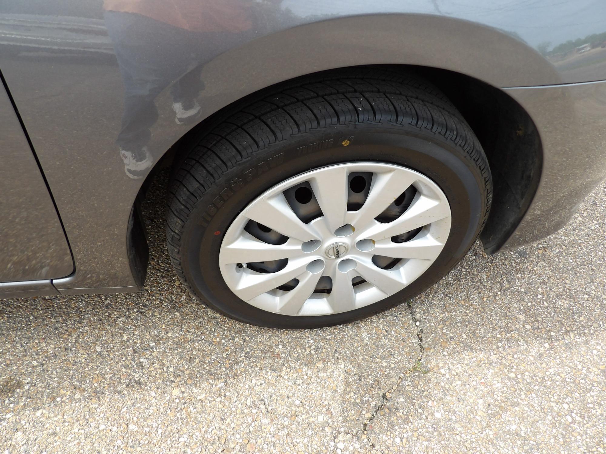 Thumbnail image of 2015 Nissan Sentra at Beard's Slightly