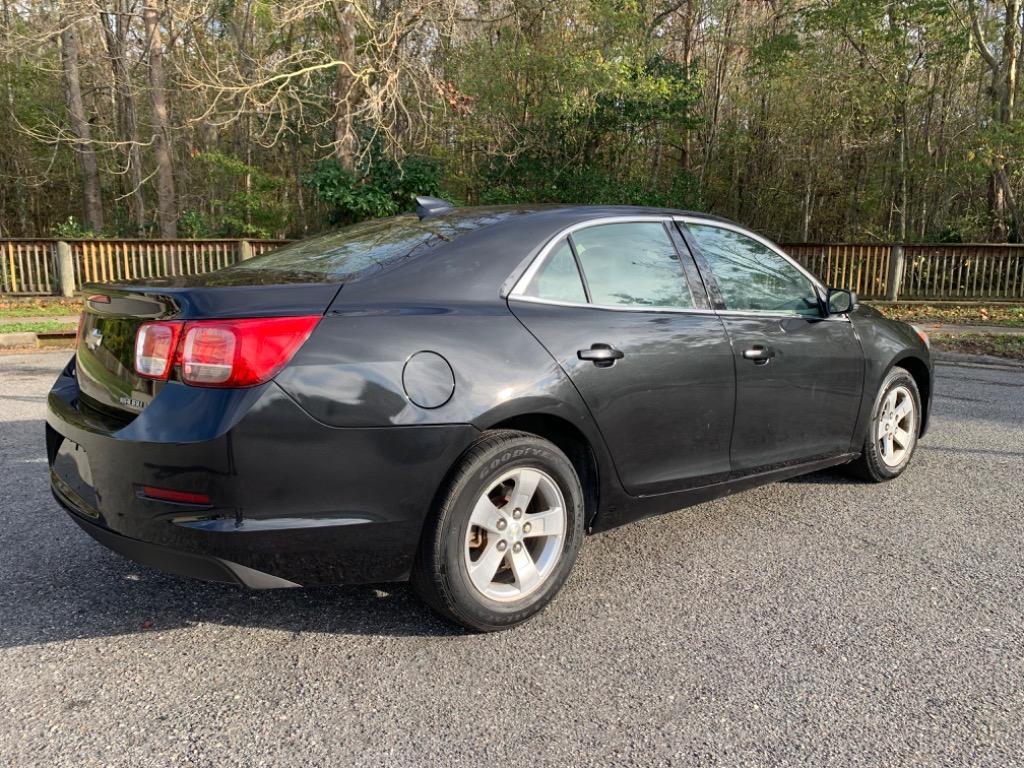 Thumbnail image of 2015 Chevrolet Malibu at KC United Auto, LLC