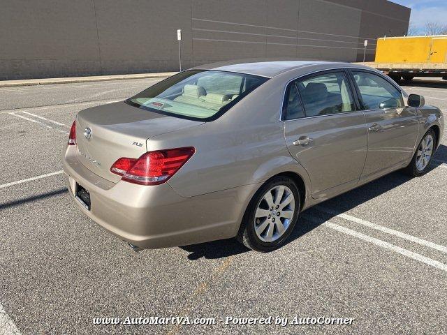 Thumbnail image of 2005 Toyota Avalon at AUTO MART INC