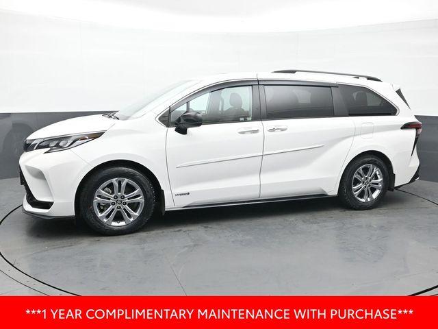 Thumbnail image of 2021 Toyota Sienna at New Rochelle Toyota