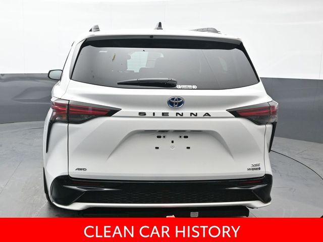 Thumbnail image of 2021 Toyota Sienna at New Rochelle Toyota