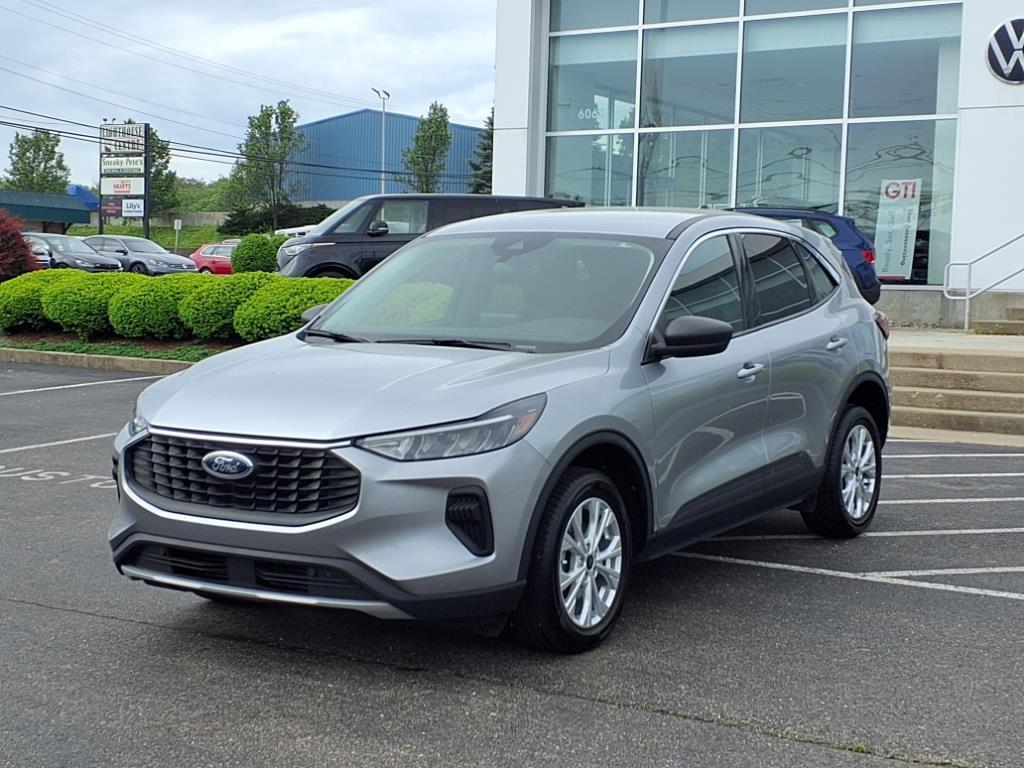 Thumbnail image of 2023 Ford Escape at Fairfield Volkswagen