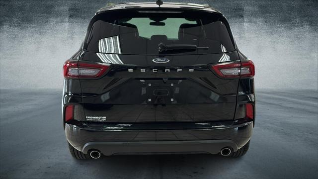 Thumbnail image of 2023 Ford Escape at Car Connection Superstore