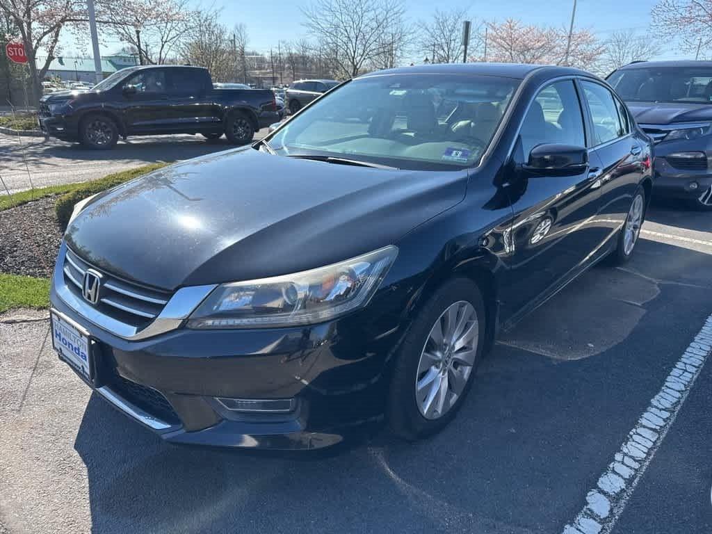 Thumbnail image of 2013 Honda Accord at Hamilton Honda