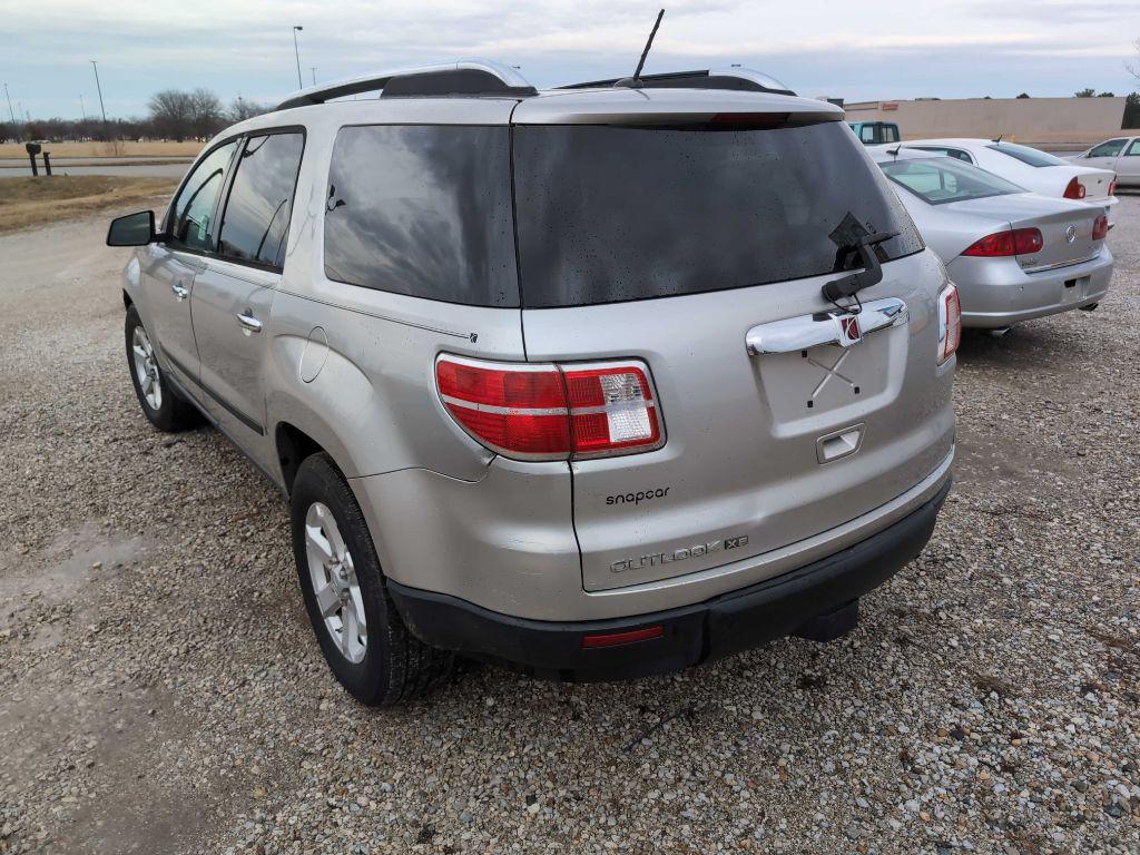 Thumbnail image of 2007 Saturn Outlook at SNAPCAR AUTO GROUP LLC