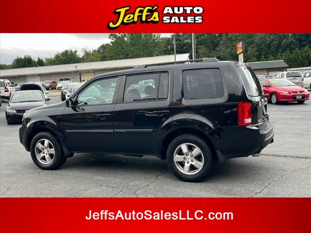 Thumbnail image of 2010 Honda Pilot at Jeff's Auto Sales, Llc