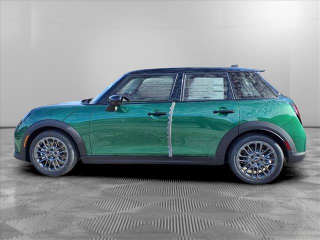 Thumbnail image of 2025 MINI Hardtop 4 Door at MiniOfTheMainline of Bala Cynwyd, PA
