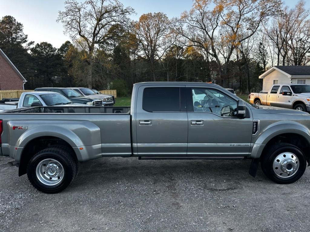 Thumbnail image of 2019 Ford F-450 Super Duty at Truck Kings Auto Sales Inc.